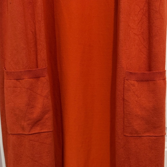 Cyrus women’s Orange long Cardigan Vest with Hood and front pockets - Picture 3 of 3